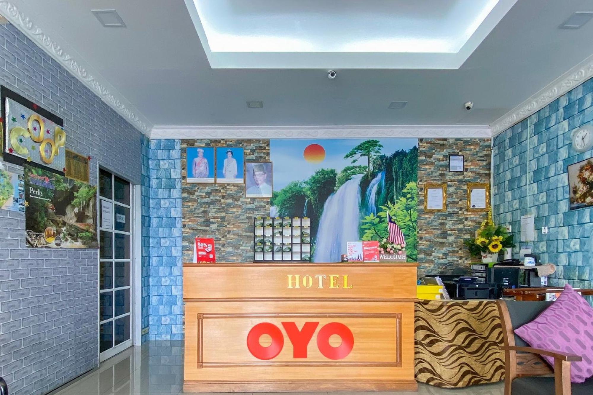 OYO 90039 Coop Hotel Kangar Buitenkant foto