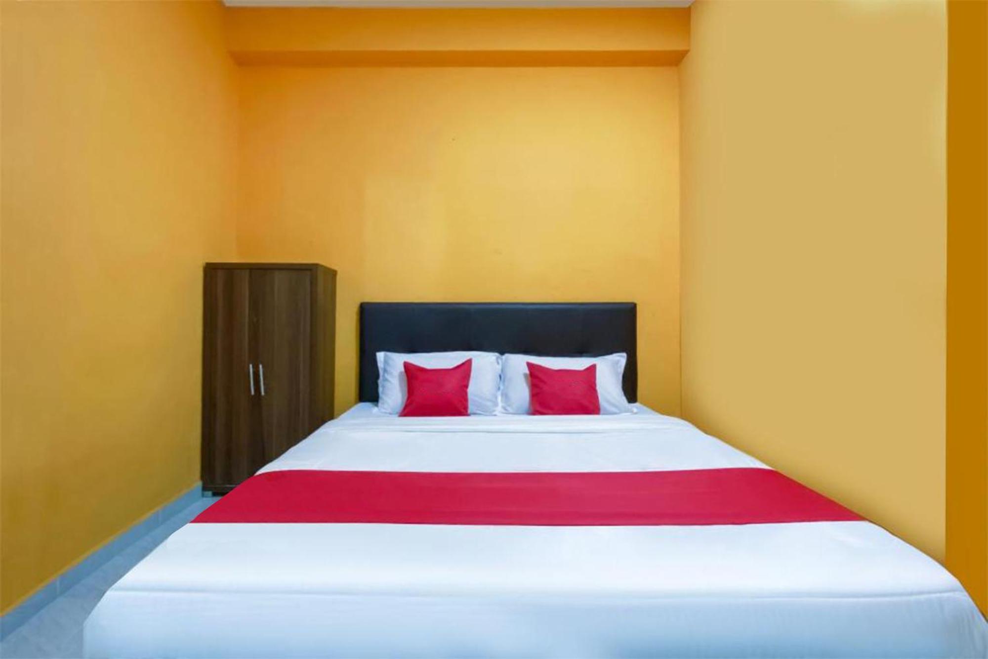 OYO 90039 Coop Hotel Kangar Buitenkant foto